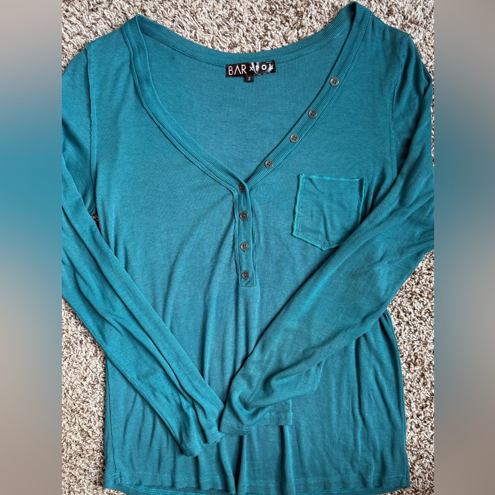 POL by Bar (by Alexa Rae) long sleeve NWOT